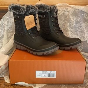 BOGS Black Arcata Knit Faux Fur Waterproof Tall Lace Up 10 Winter Boots NIB